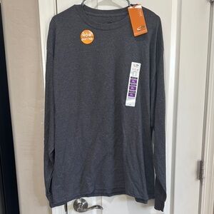 Active USA Gray Long Sleeve Tee Crew Neck